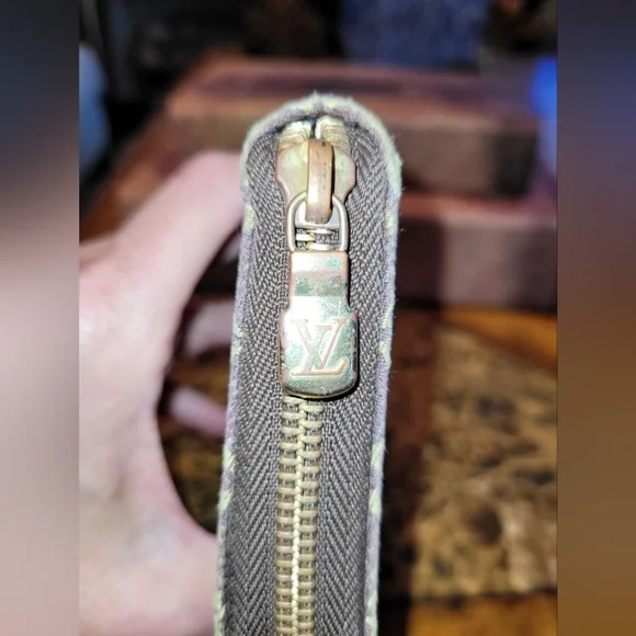 LOUIS VUITTON Denim zippy wallet🔥🔥 - Picture 11 of 16